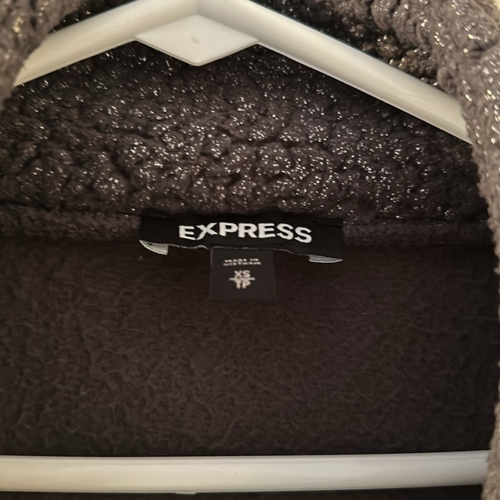 Express jacket - Picture 2 of 4